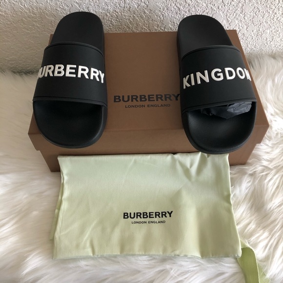 Burberry Shoes - BURBERRY Kingdom Print Slides